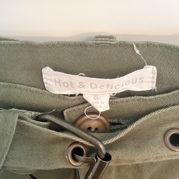 High-Rise Cargo Pants - Picture 6 of 6